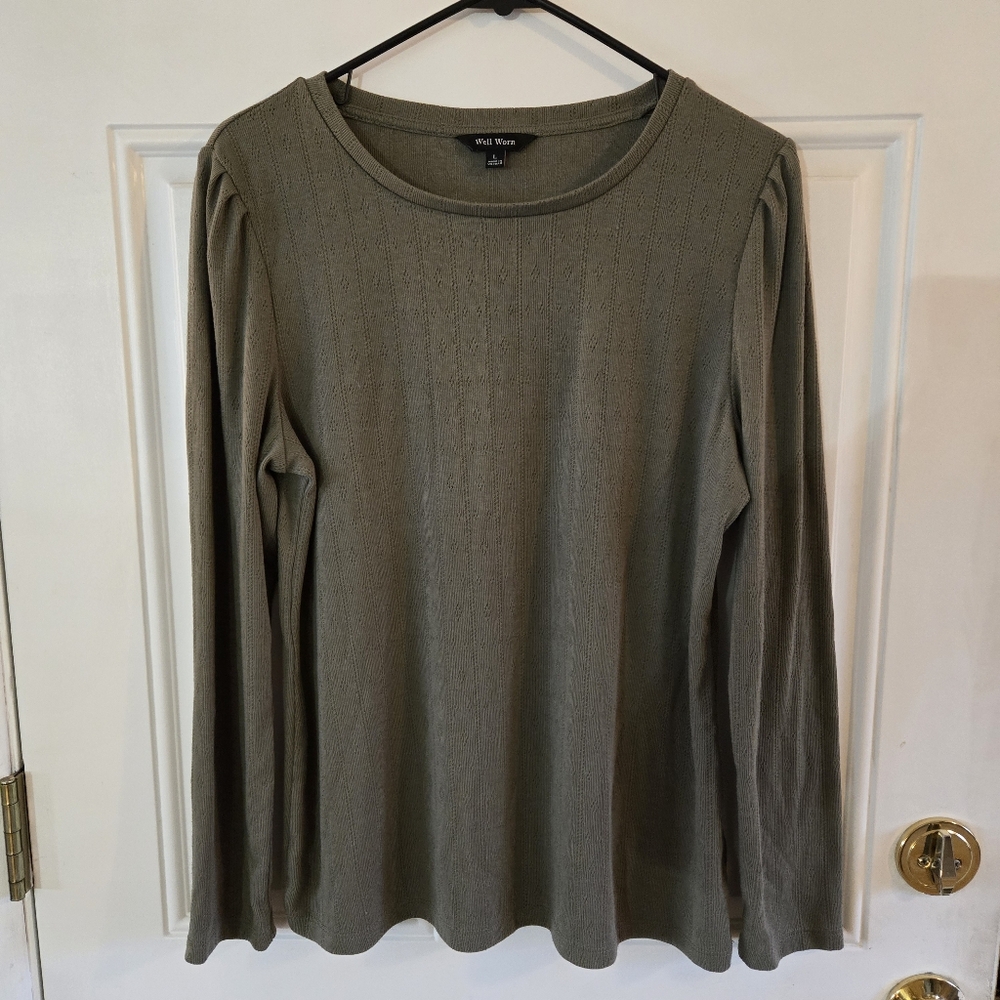 Women's Long Sleeve Crewneck Top Green Size Large Brand: Well Worn